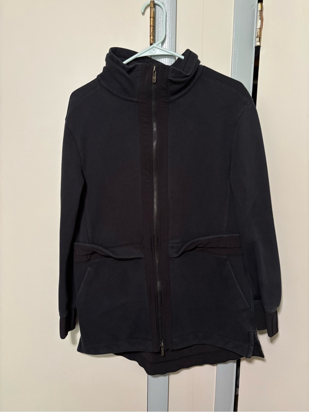 lululemon athletica Black Zip-Up Bomber Jacket